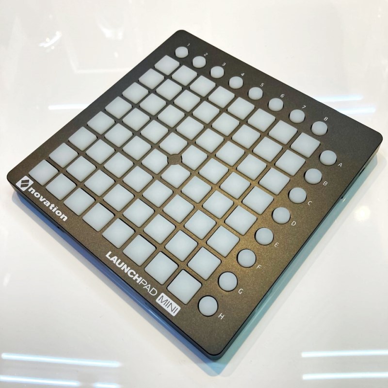 NOVATION LaunchPad Mini MK2の画像